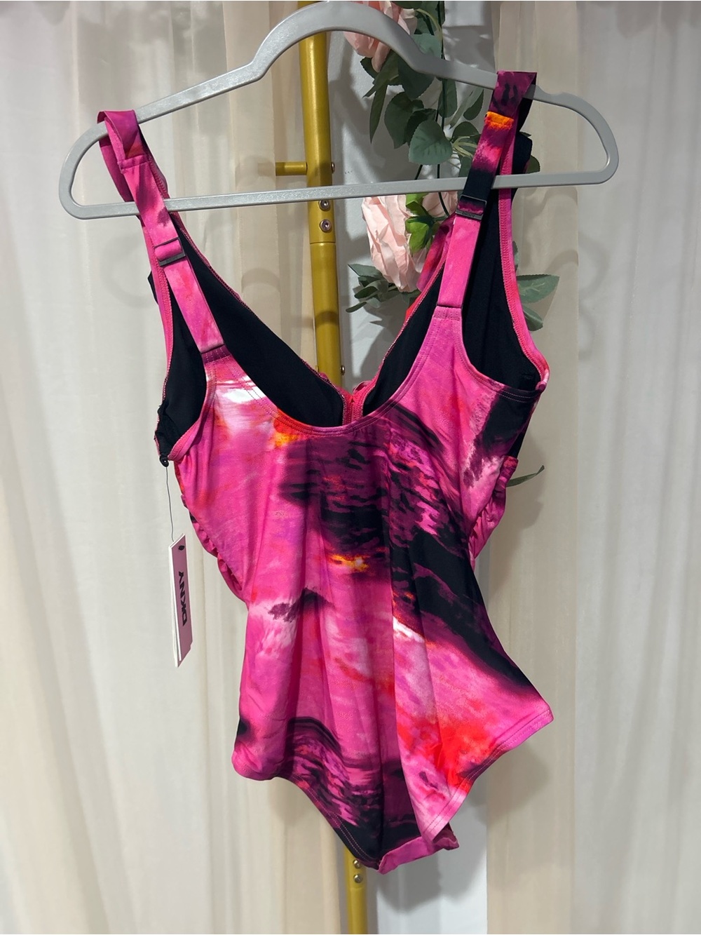 NWT DKNY Pink Abstract Ruffle Plunge Underwire Tummy Control One-Piece M - Picture 9 of 9
